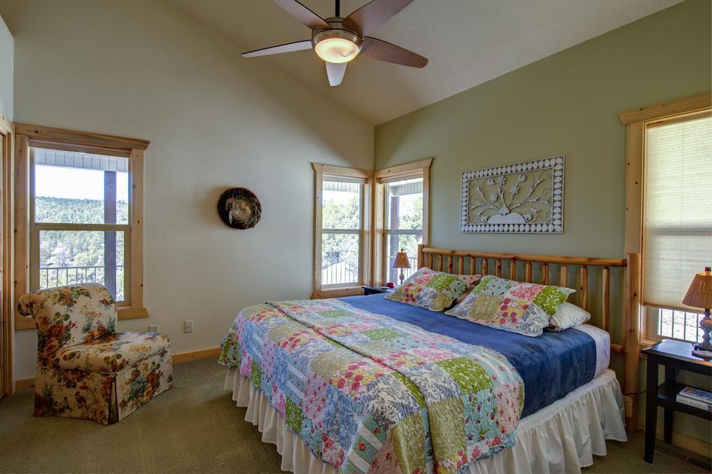 Ridgetop Hideaway Hatch Exterior photo